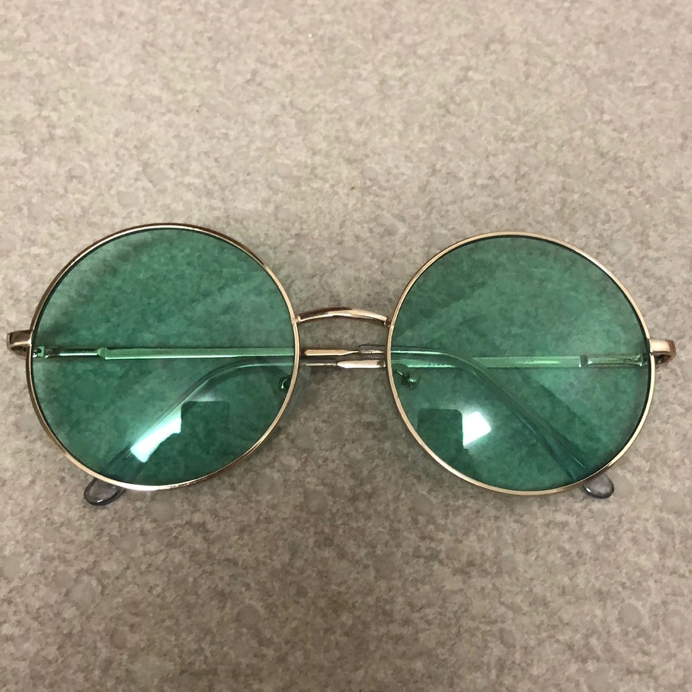 Retro green glasses